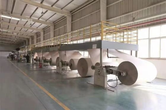 υλικό κιβώτιο χαρτοκιβωτίων κραμάτων που καθιστά τη μηχανή αυτόματη για την παραγωγή ζαρωμένου χαρτονιού στο aferica