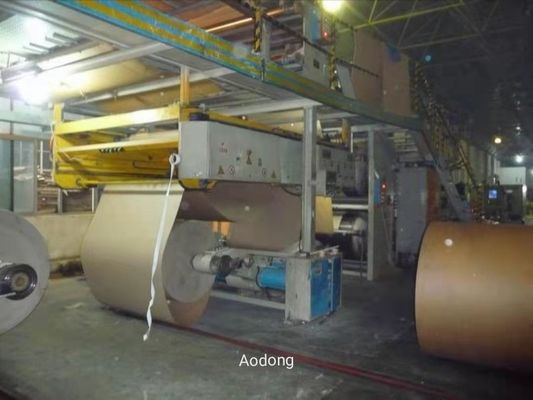 Συμπαθείτε ζαρωμένη τη Aotumatic μηχανή κατασκευής χαρτοκιβωτίων γραμμών παραγωγής φύλλων χαρτονιού εγκαταστάσεων