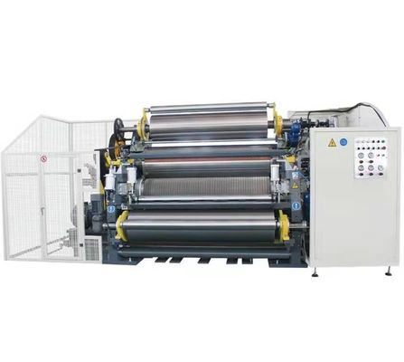 150m/min ενιαία Facer κασετών γραμμή παραγωγής ζαρωμένου χαρτονιού μηχανών τύπων 220V